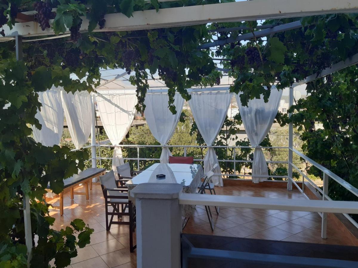 Collaku Apartment'S Vlorë Екстериор снимка