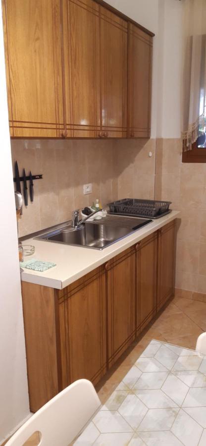 Collaku Apartment'S Vlorë Екстериор снимка