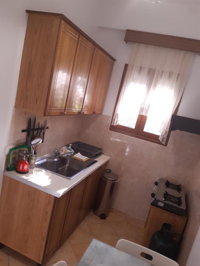 Collaku Apartment'S Vlorë Екстериор снимка
