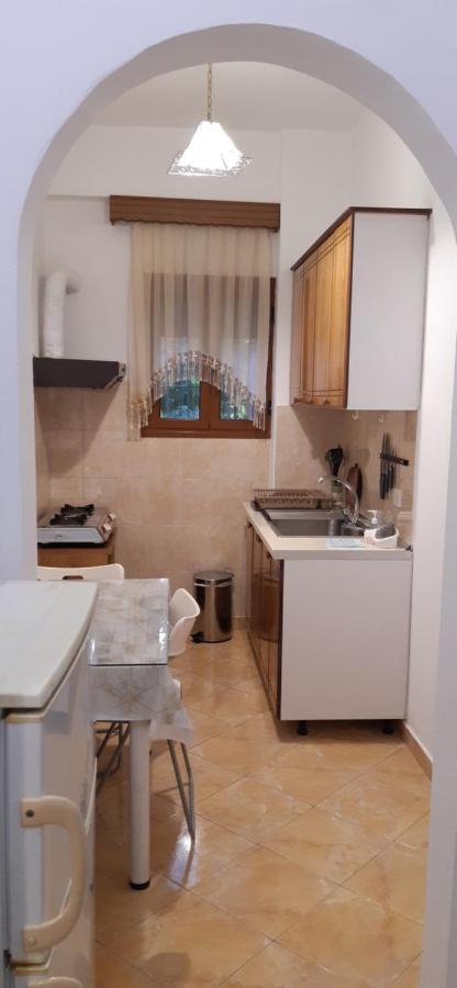 Collaku Apartment'S Vlorë Екстериор снимка
