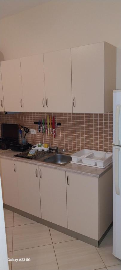 Collaku Apartment'S Vlorë Екстериор снимка
