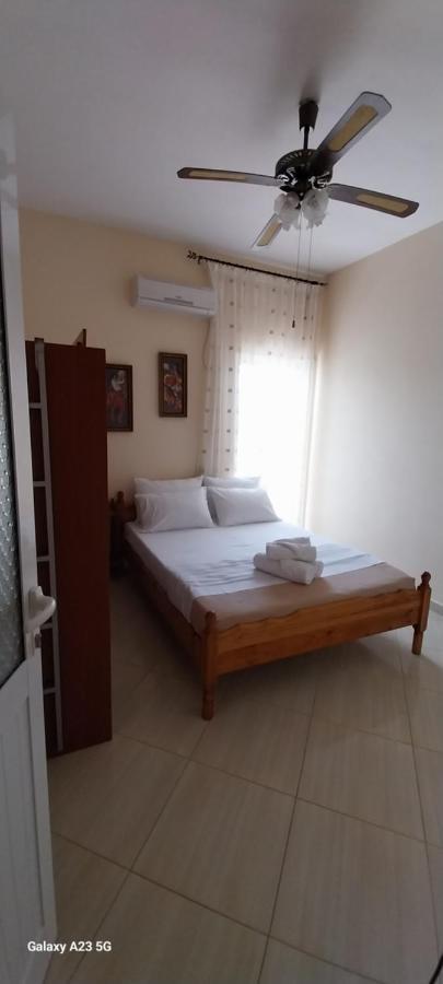 Collaku Apartment'S Vlorë Екстериор снимка