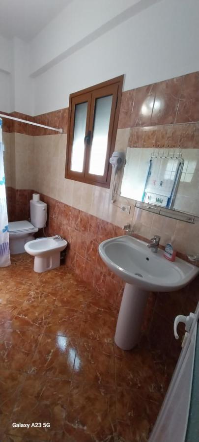 Collaku Apartment'S Vlorë Екстериор снимка